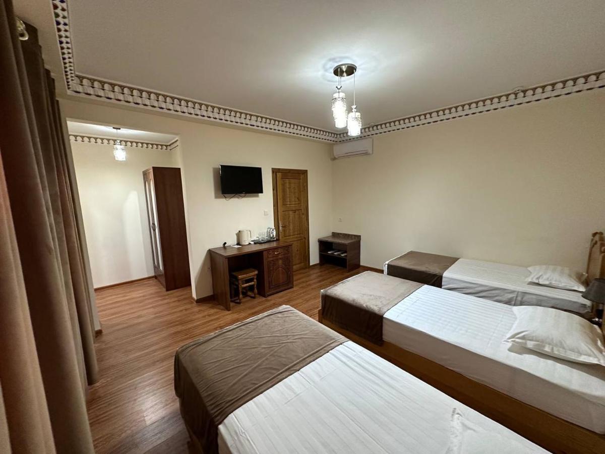 Antique Hotel Imran Бухара Екстериор снимка