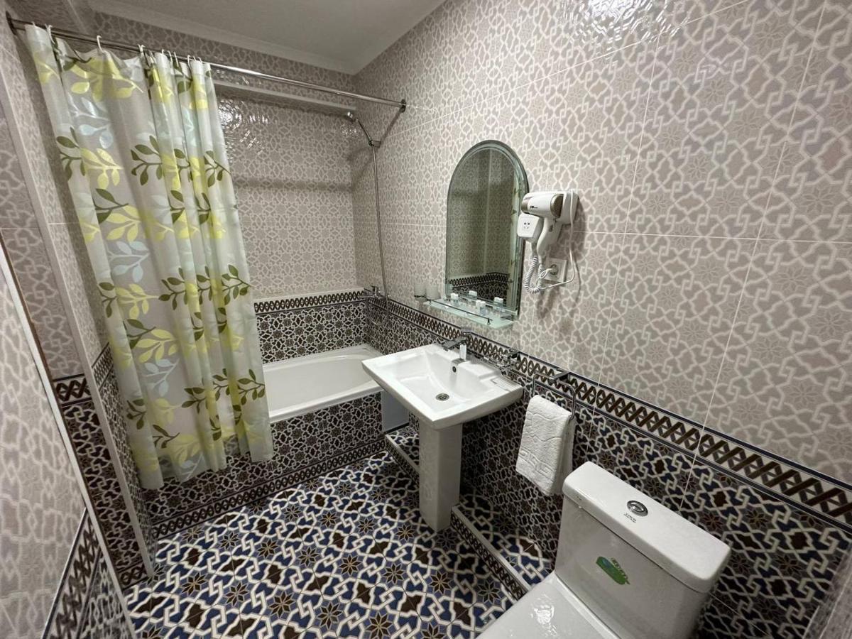 Antique Hotel Imran Бухара Екстериор снимка