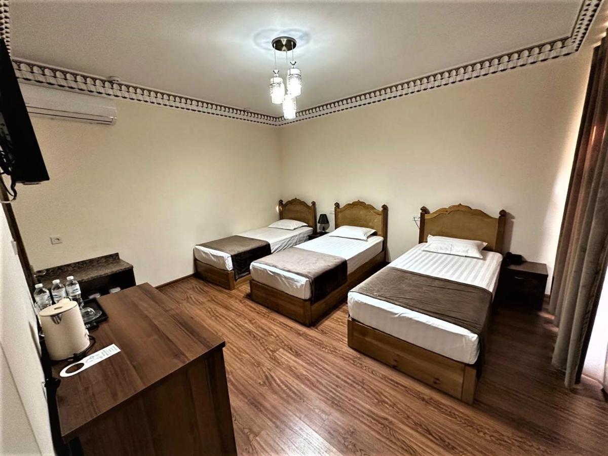 Antique Hotel Imran Бухара Екстериор снимка